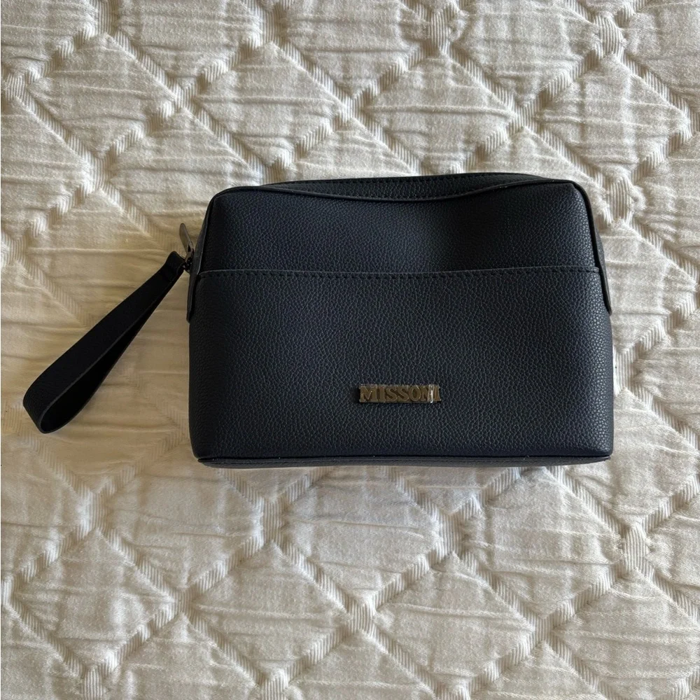 MISSONI for SAUDIA Saudi Arabian Airlines‎ first class amenity kit bag cosmetic